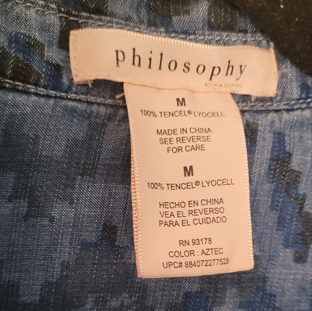Philosophy blue jean Aztec pattern dress. With pockets. Size Medium. - Picture 3 of 8